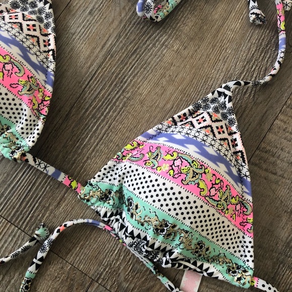 Victoria’s Secret Tribal/Multi-Print String Bikini - Picture 2 of 6